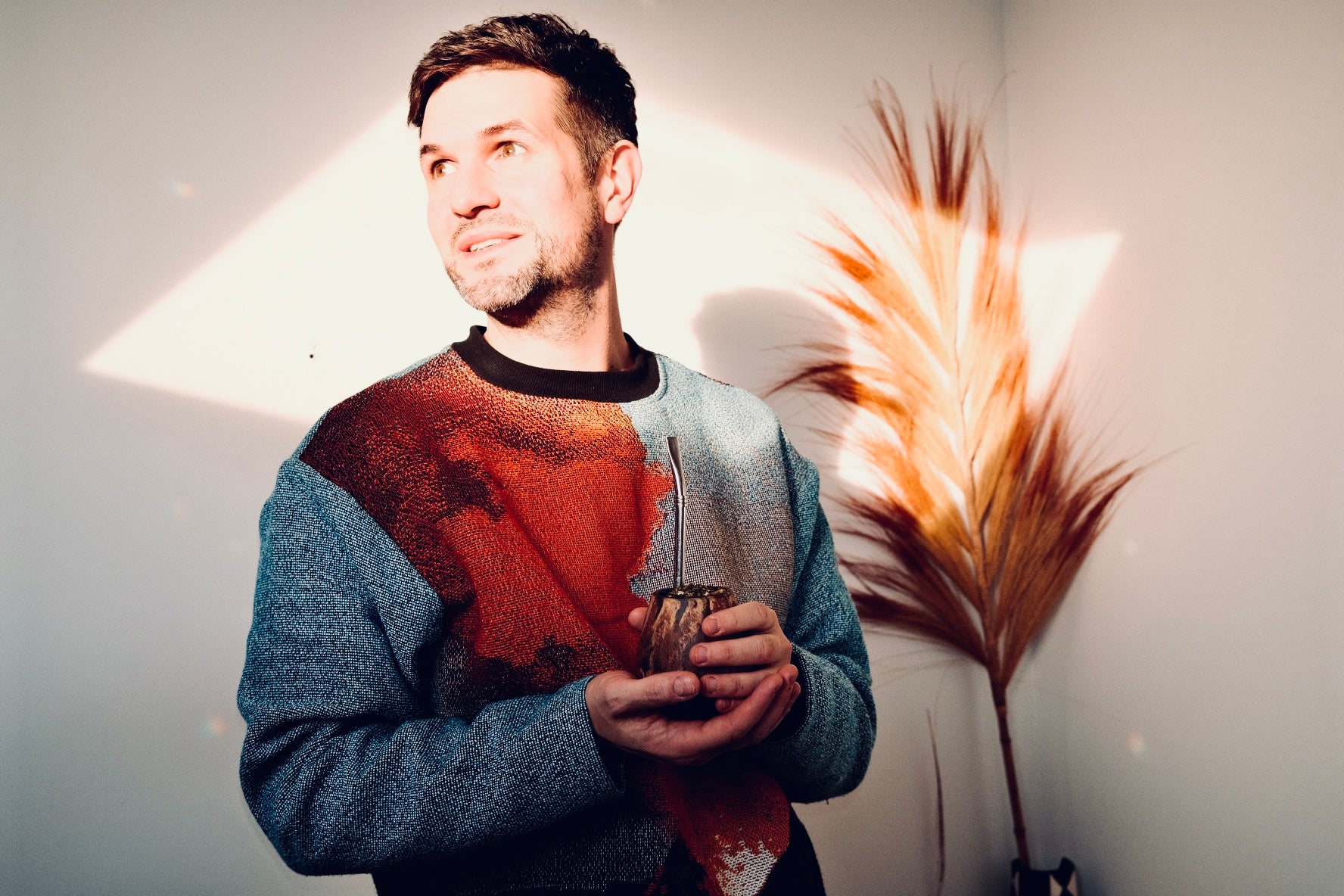 Mago Mate drinkt Mago Mate